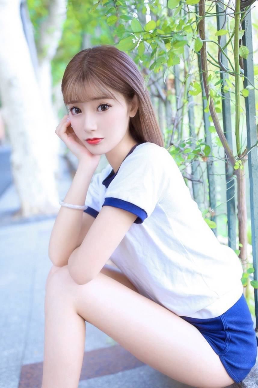 魅力无限的美女令人陶醉的魅力风采