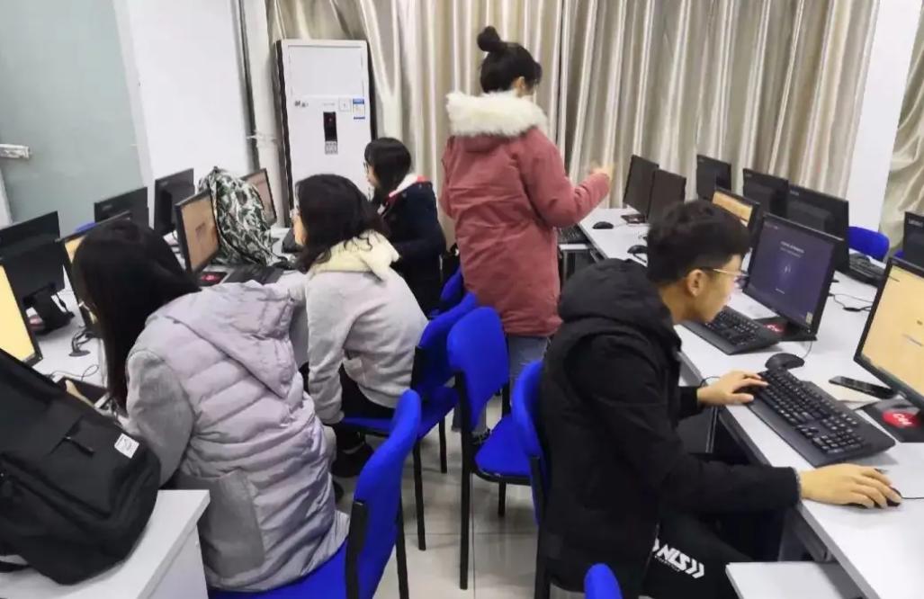 江苏最新招聘动态，共创未来，携手同行把握机遇