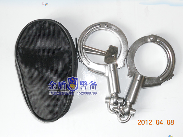 技术革新引领警务装备升级，最新手铐亮相