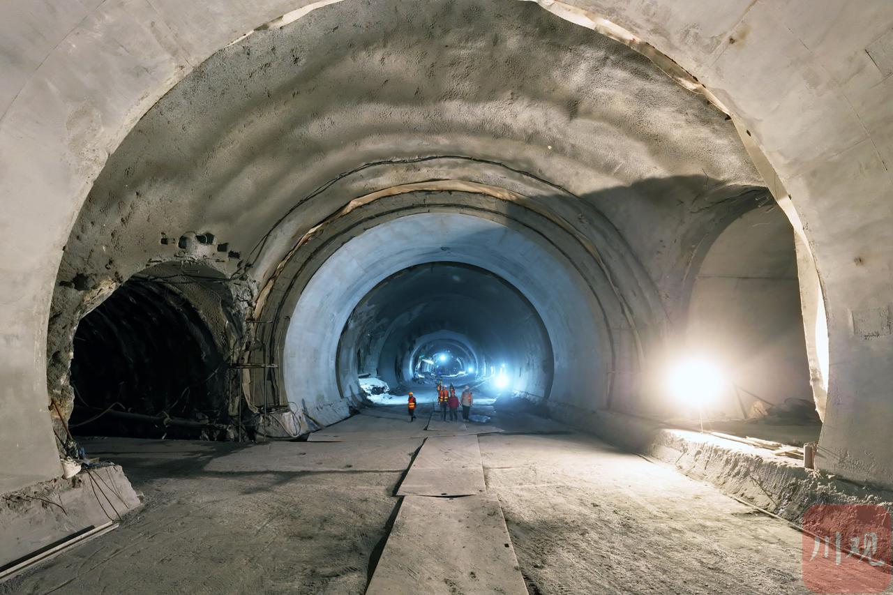 铁路建设最新动态，推动区域经济发展与交通一体化迈上新台阶