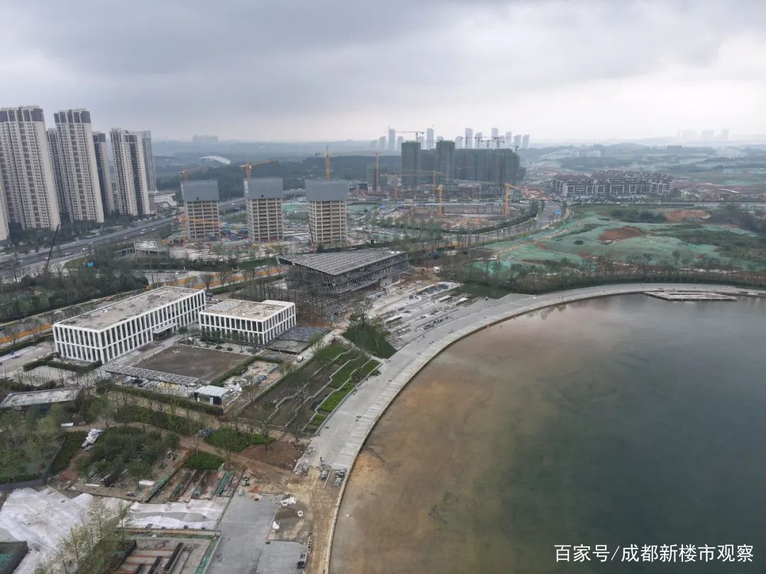 成都怡心湖展现现代化生态城市崭新面貌的最新动态