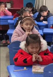 最新小学生眼保健操，守护明亮视界，关爱孩子眼睛健康