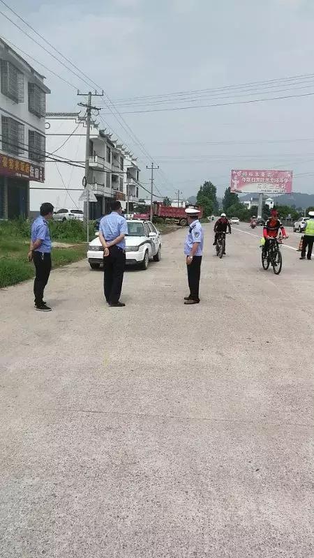 世安白