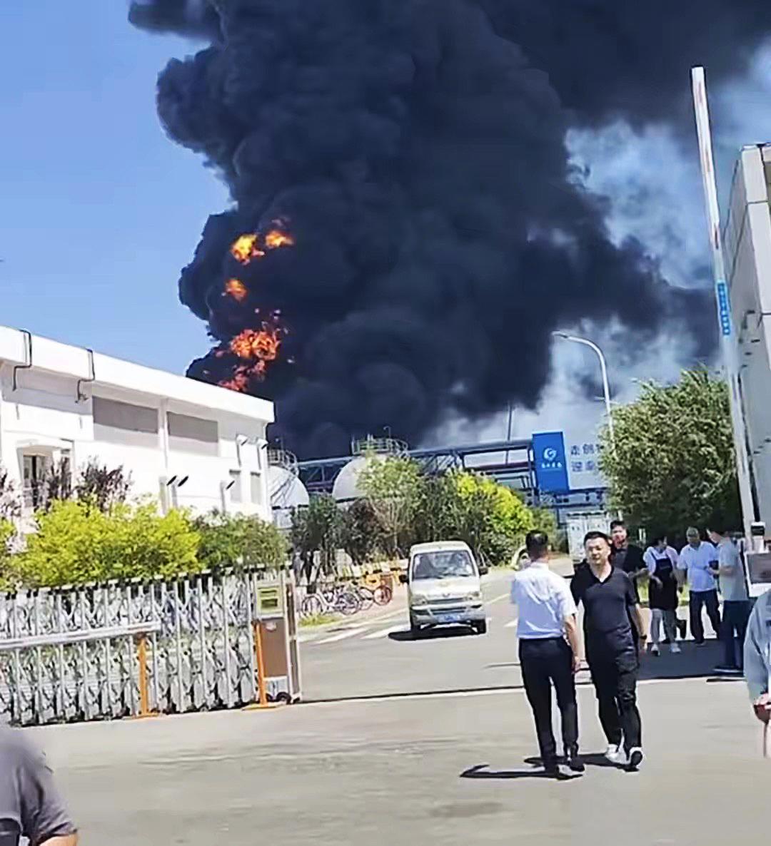 天津大火事故进展全面更新，最新消息与救援动态