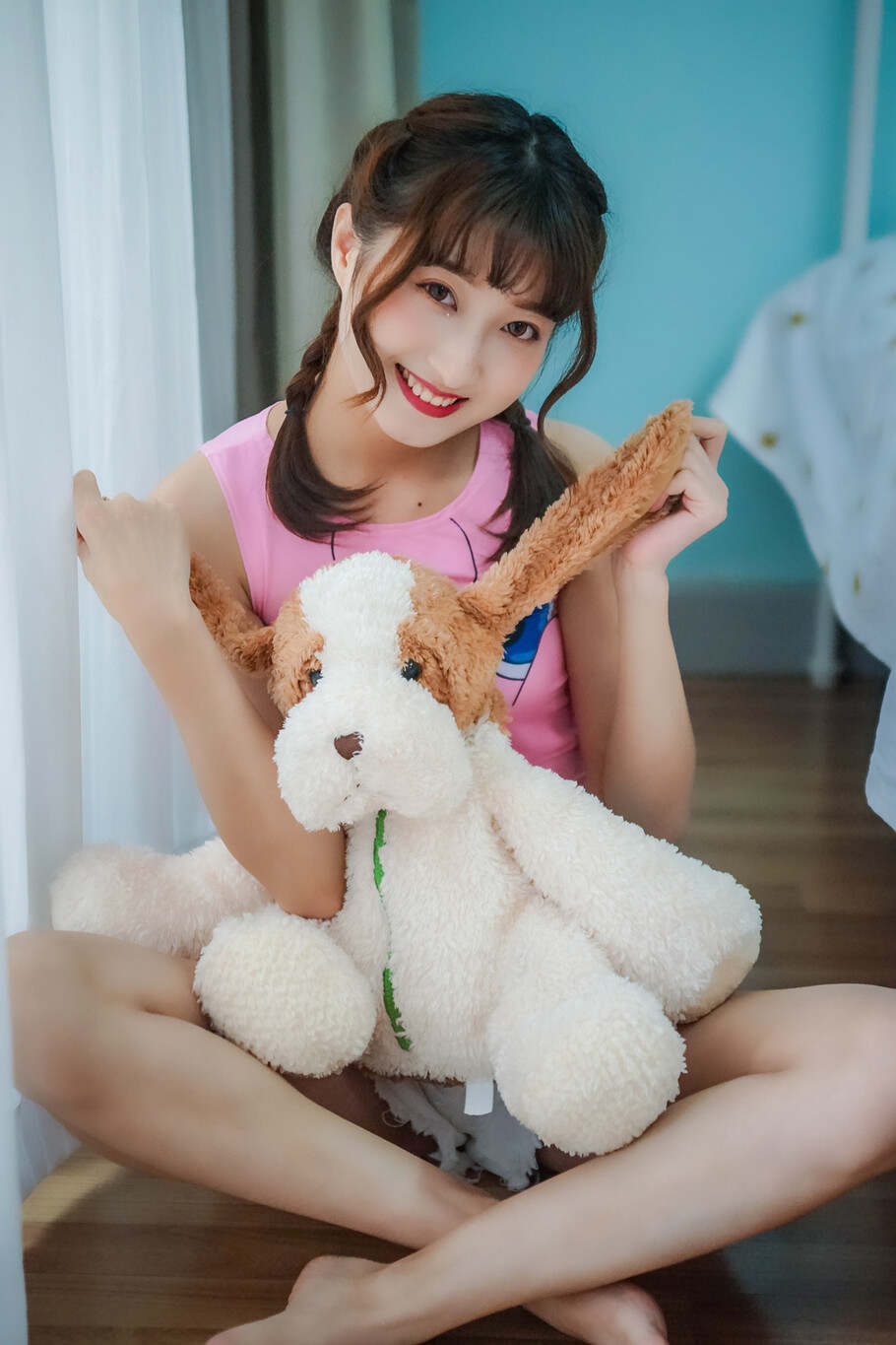 探究青春魅力变迁，少女最新趋势展现的绽放与变迁